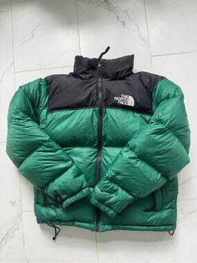 The North Face Two-Tone Green and Black Puffer Jacket